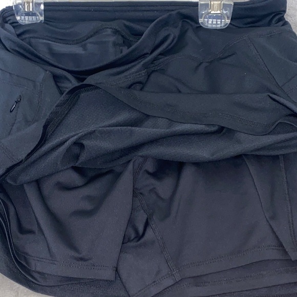 1226 RBX Black Skort - Picture 4 of 4